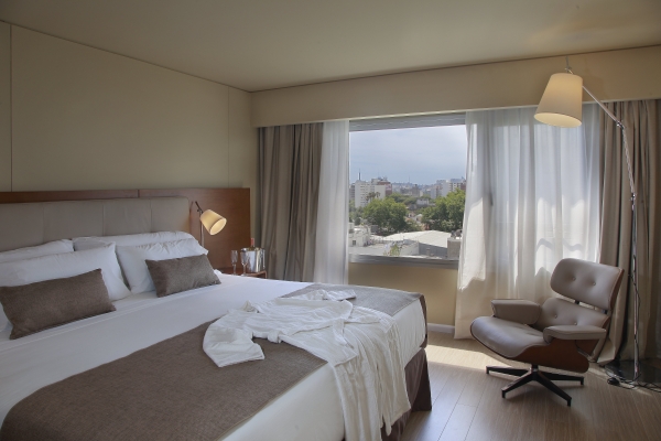 Hotel Dazzler by Wyndham Asunción